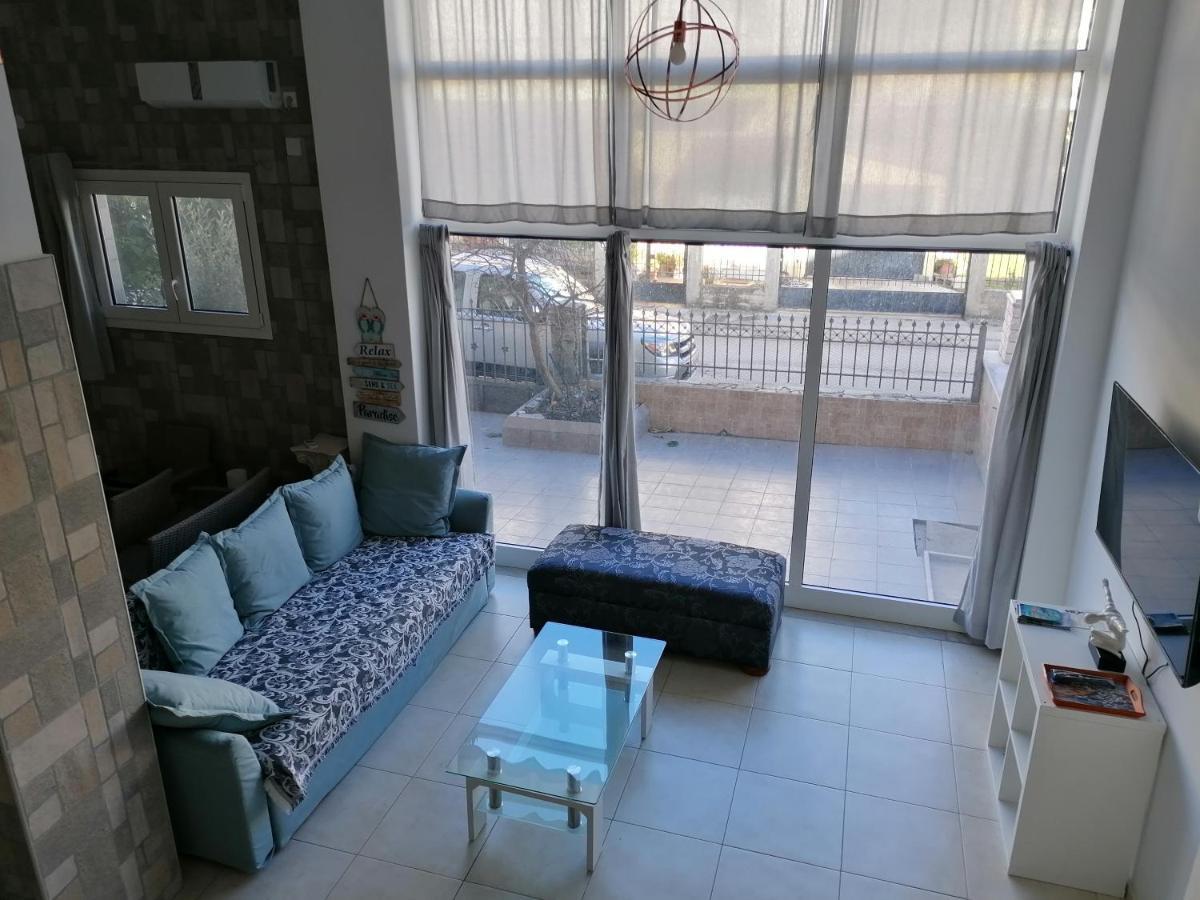 Vonitsa Loft Apartment 1 Bagian luar foto
