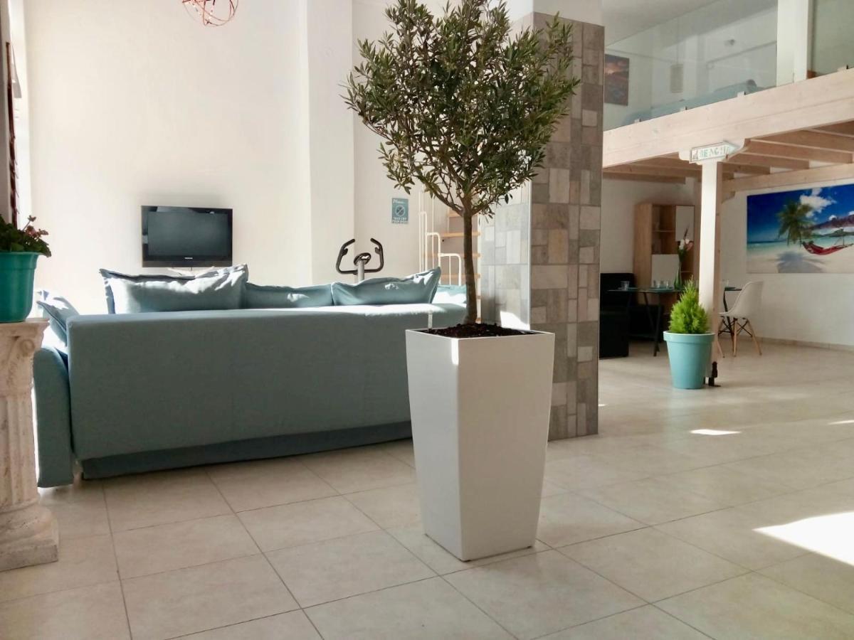 Vonitsa Loft Apartment 1 Bagian luar foto
