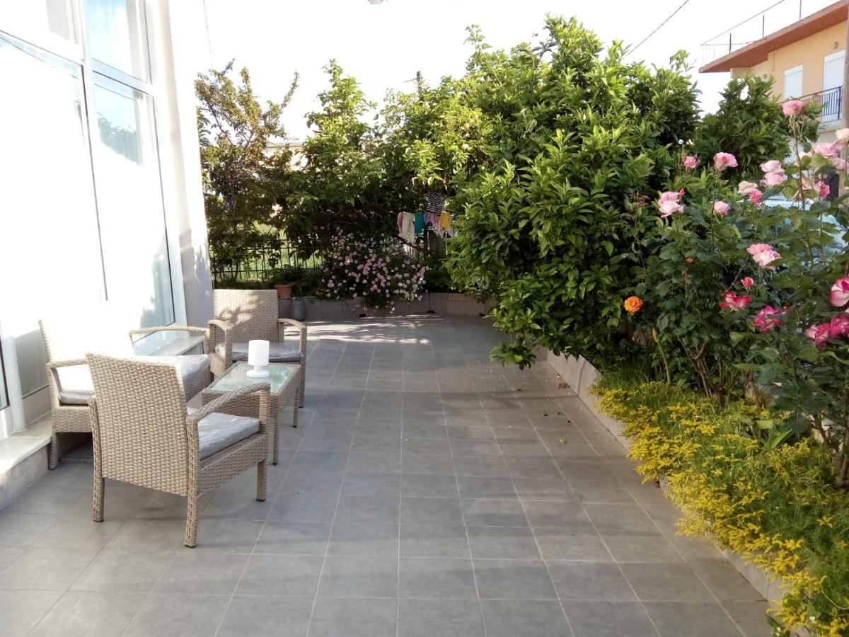 Vonitsa Loft Apartment 1 Bagian luar foto