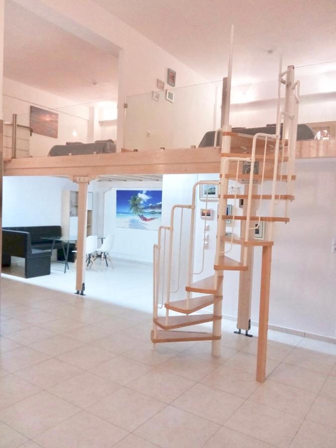 Vonitsa Loft Apartment 1 Bagian luar foto