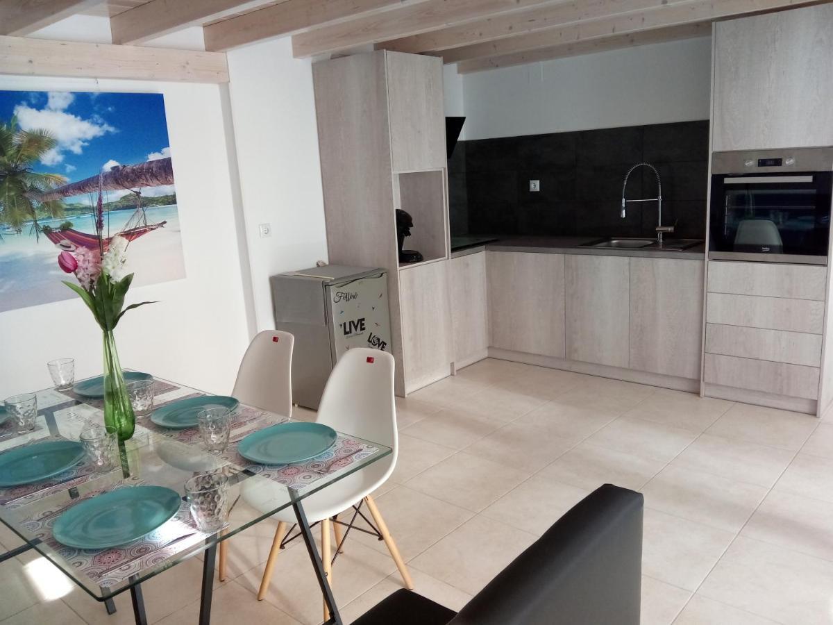 Vonitsa Loft Apartment 1 Bagian luar foto