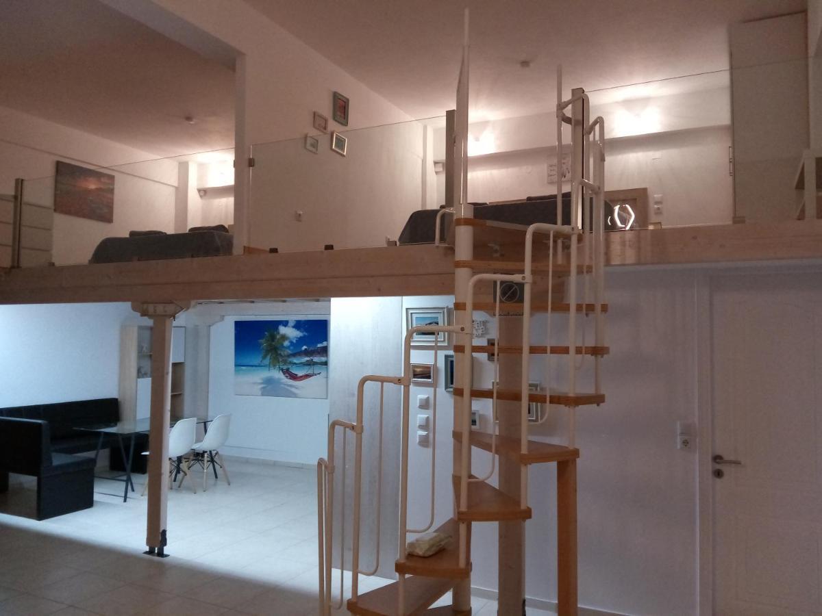 Vonitsa Loft Apartment 1 Bagian luar foto